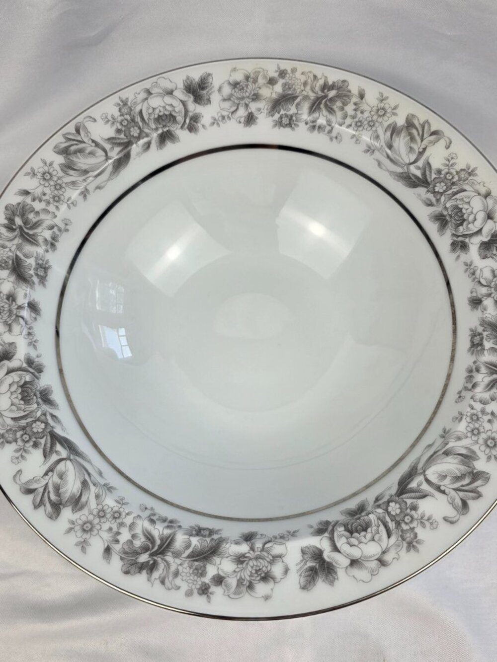 Style House Prestige Round Serving Bowl 10 Inch Gray Flowers on Rim